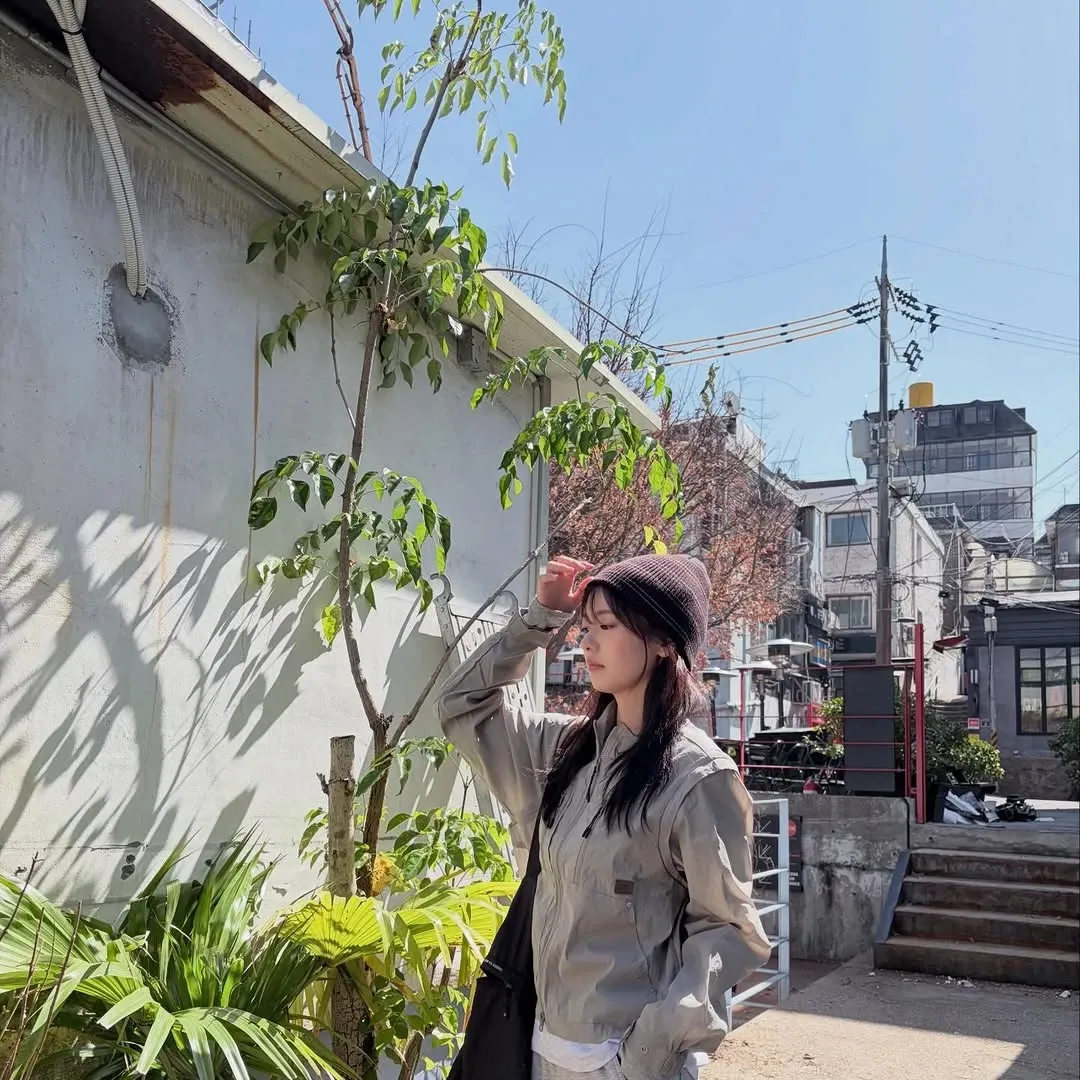 Recent activity shot of Jung Somin