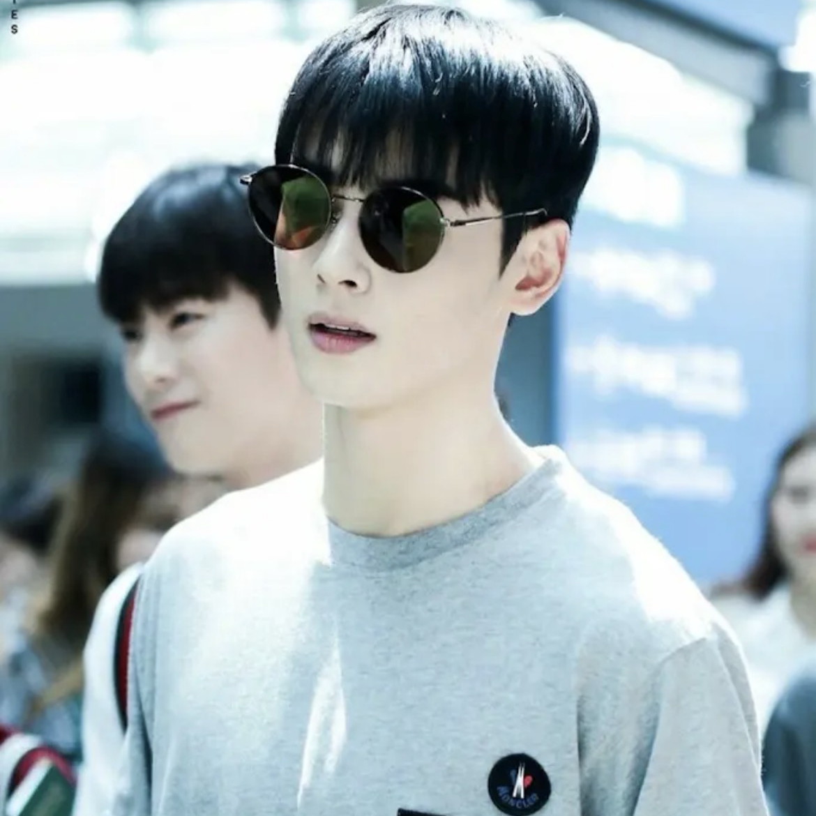 Recent activity shot of Cha Eunwoo