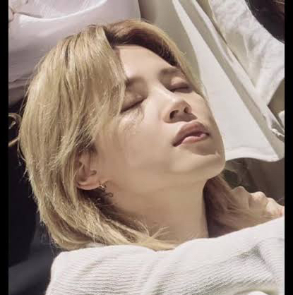 Recent activity shot of Ha Jimin