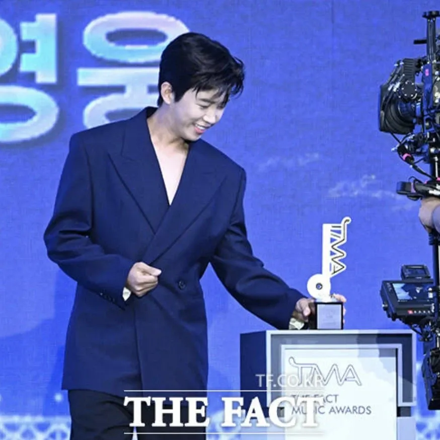 Foto terbaru dari Lim Youngwoong