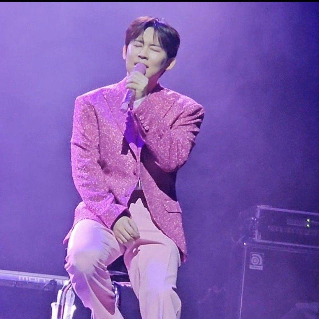 A moment captured by a fan of Jinuk