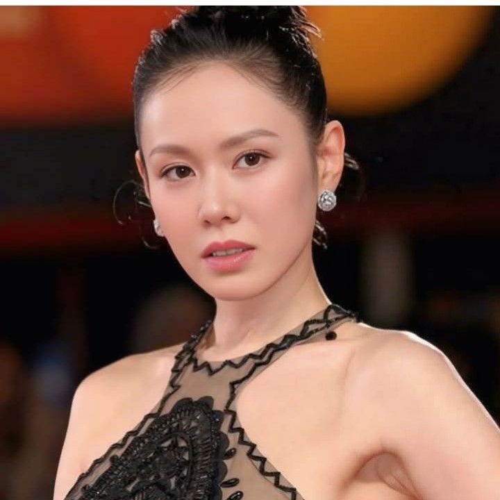 孙艺珍的最新照片