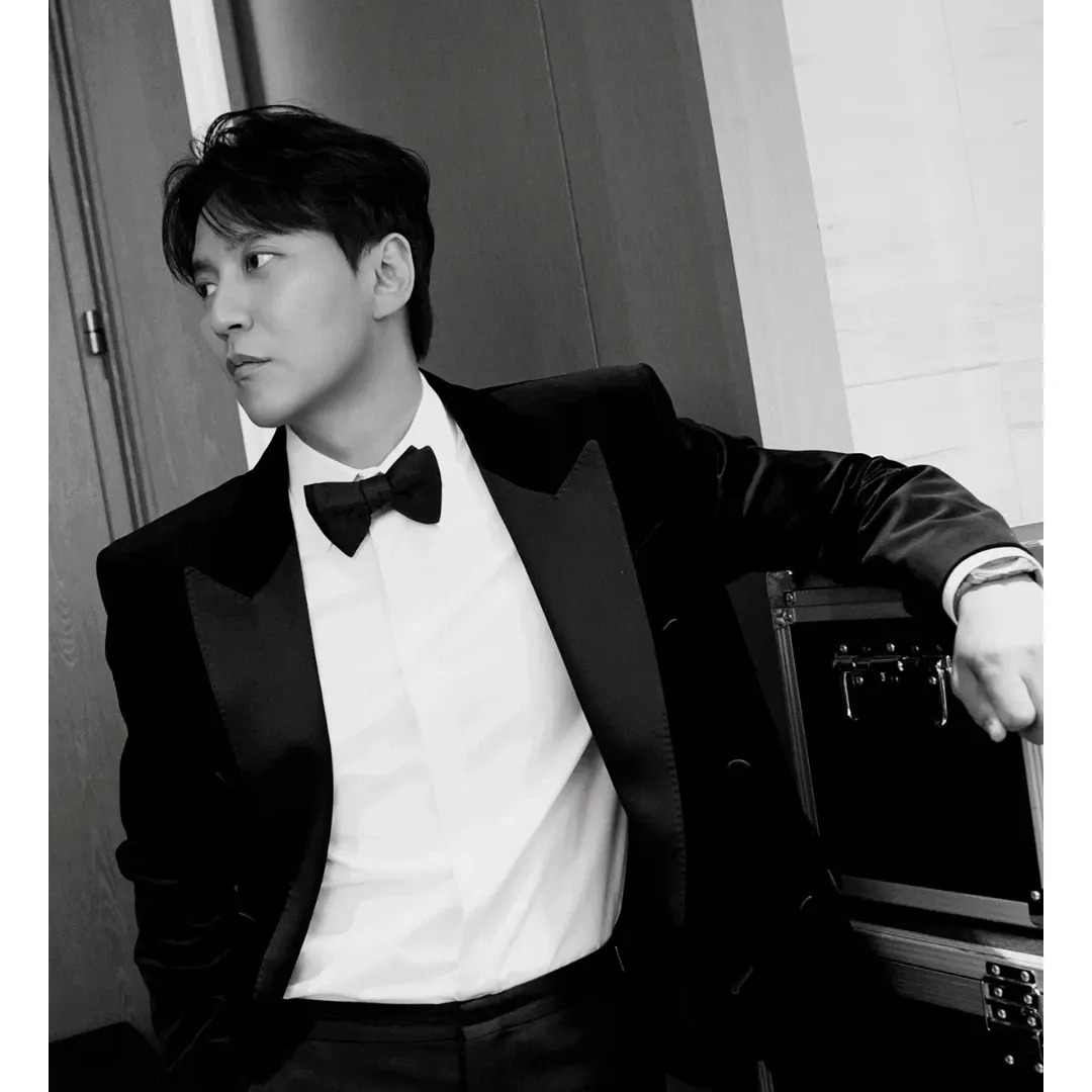 Behind-the-scenes cut of Kim Namgil