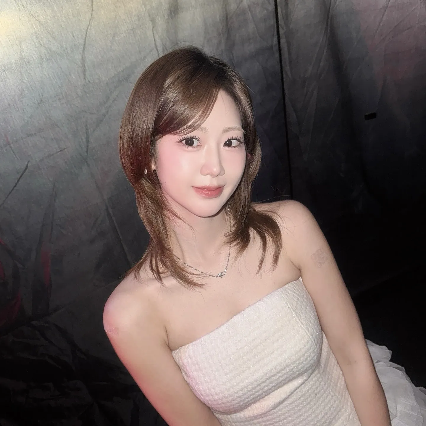 A moment captured by a fan of Kang Hyeyeon