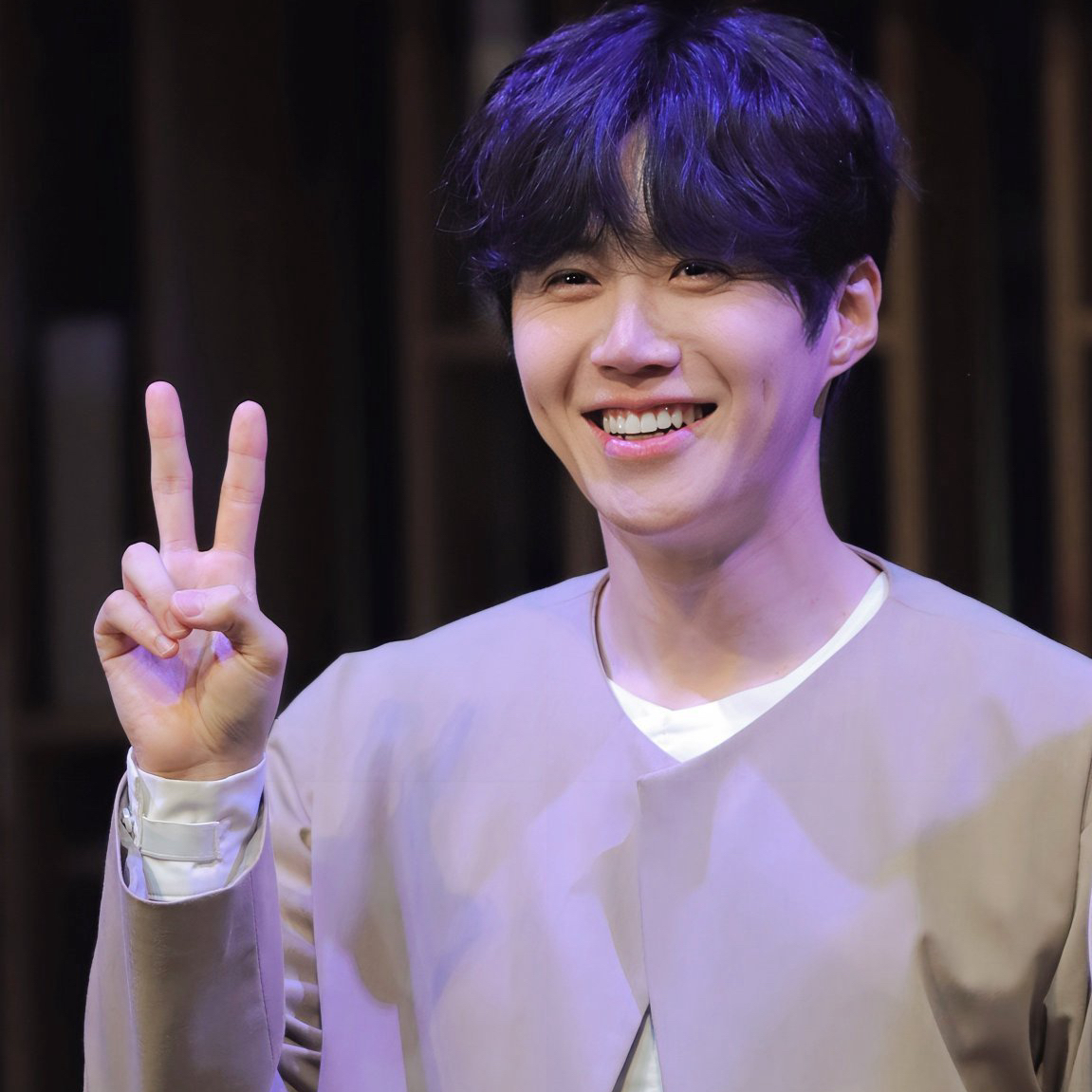 Behind-the-scenes cut of Kim Seonho