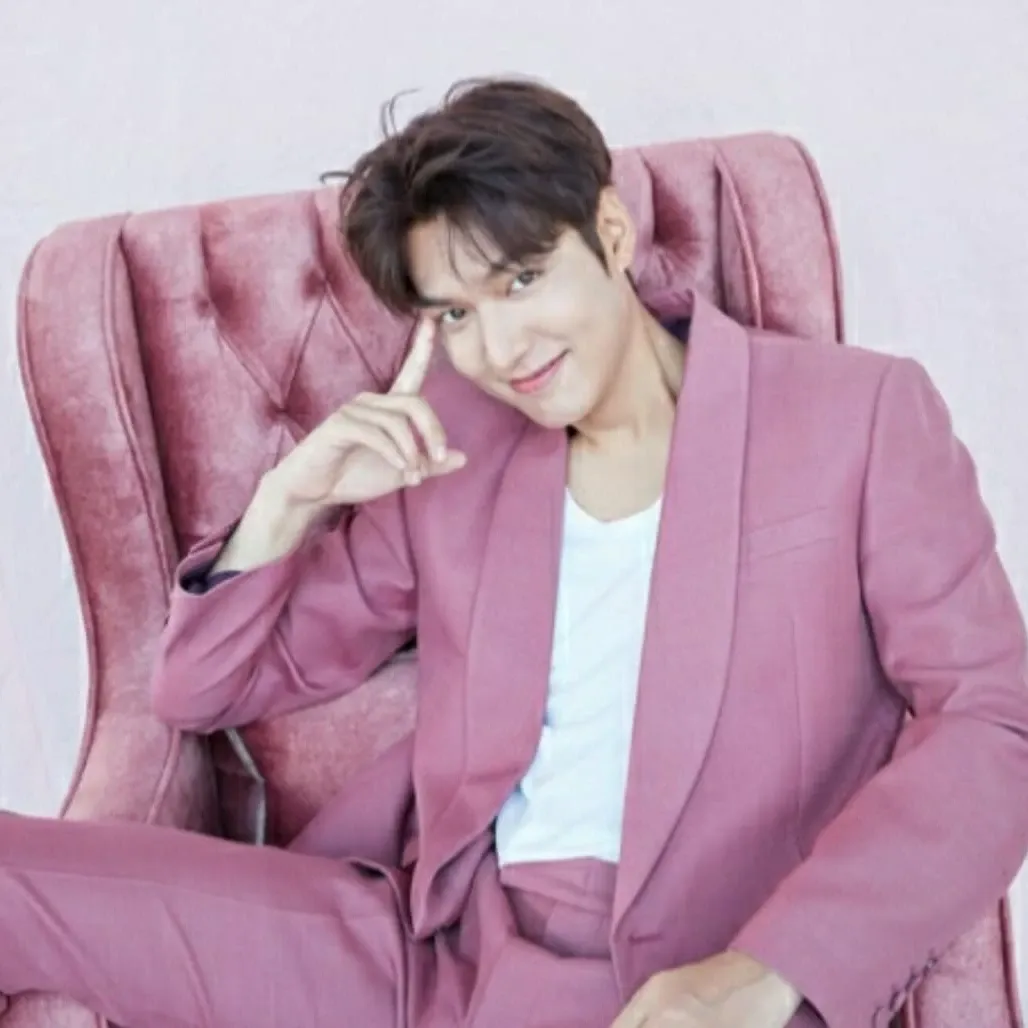 Behind-the-scenes cut of Lee Minho