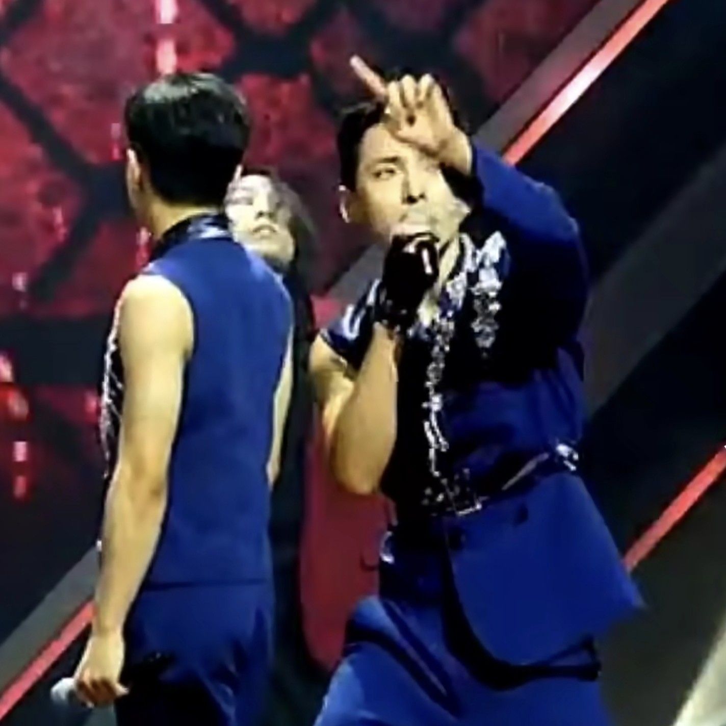 Seong Ri的最新照片