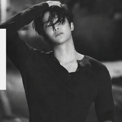 Cuplikan di balik layar dari Rowoon