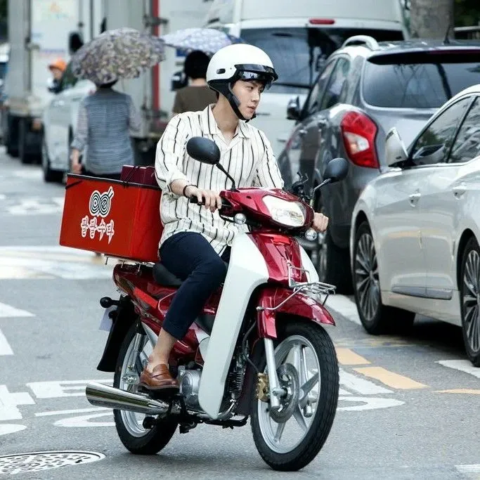 김선호의 최신 사진