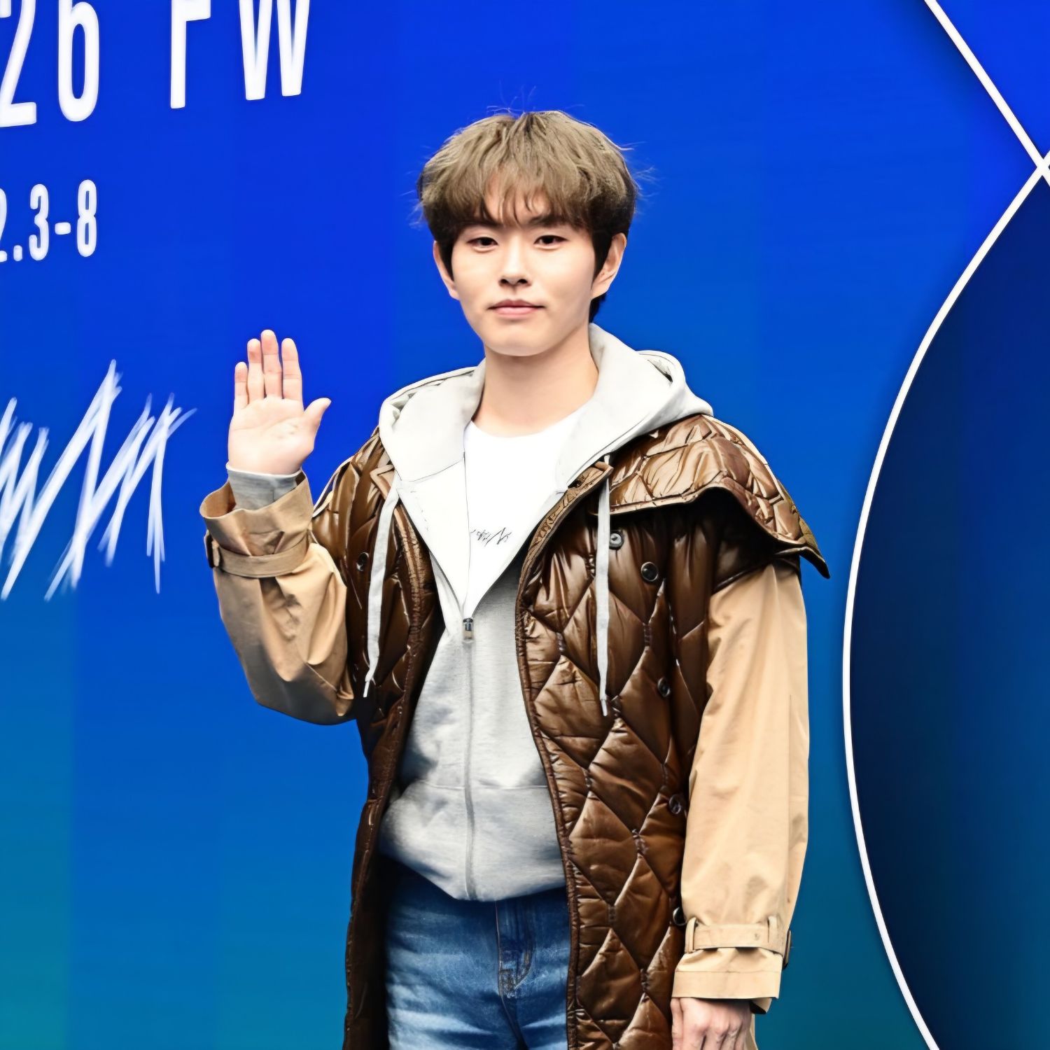 Recent activity shot of Lee Byeongchan