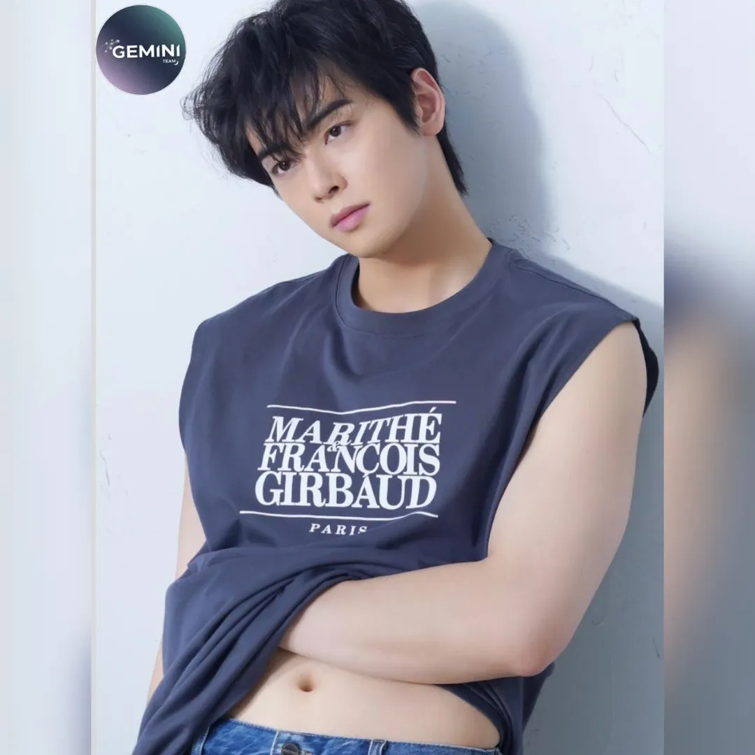 A moment captured by a fan of Cha Eunwoo