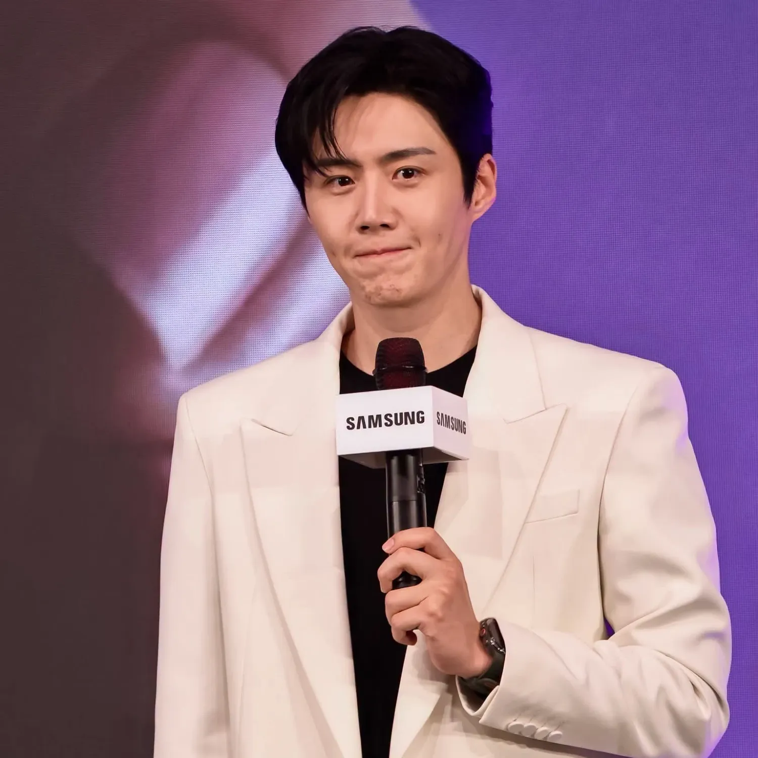 Foto kegiatan terbaru dari Kim Seonho