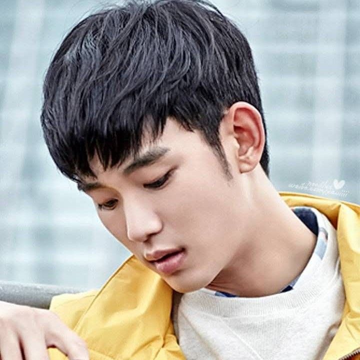 キム・スヒョンの最近の活動ショット