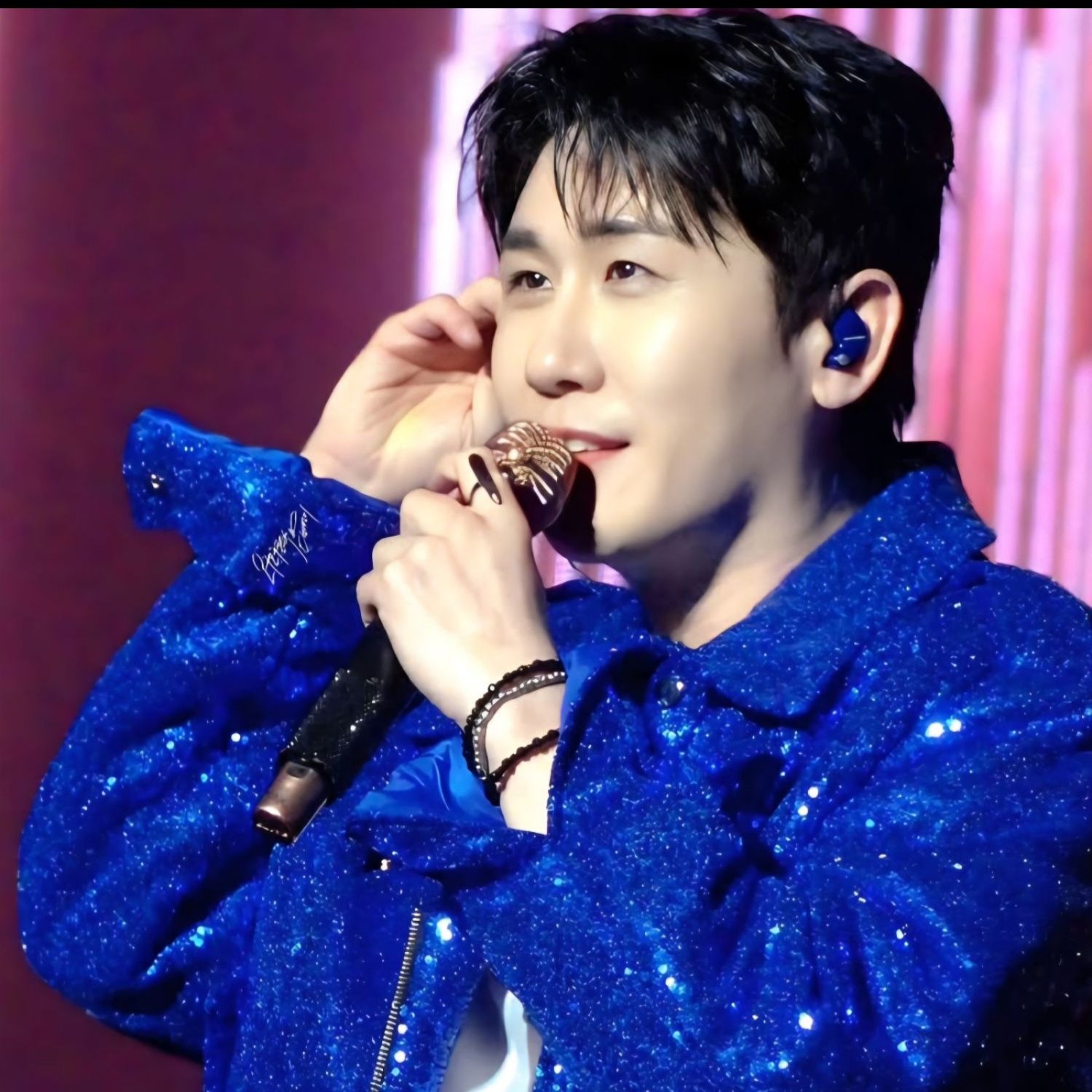 永卓的最新照片