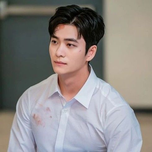 Behind-the-scenes cut of Kang Taeoh