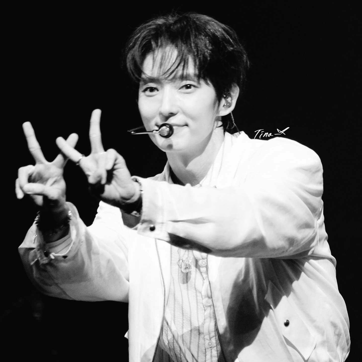 A moment captured by a fan of Lee Joongi