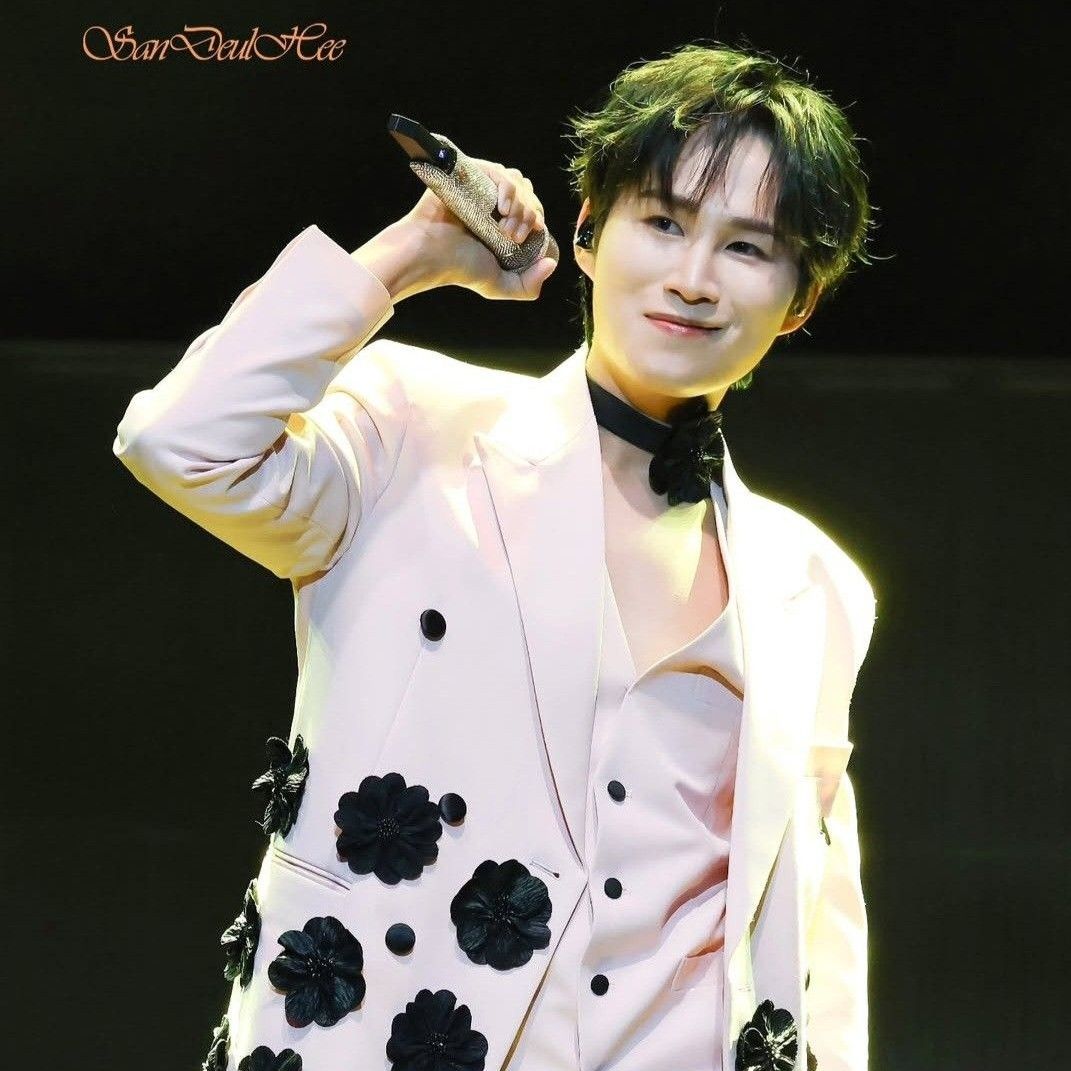 Momen yang diabadikan oleh penggemar Kim Heejae