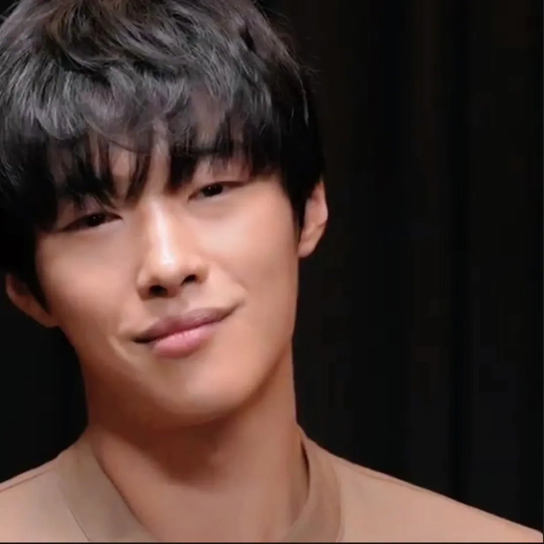 Behind-the-scenes cut of Woo Dohwan