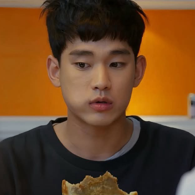 A moment captured by a fan of Kim Soohyun