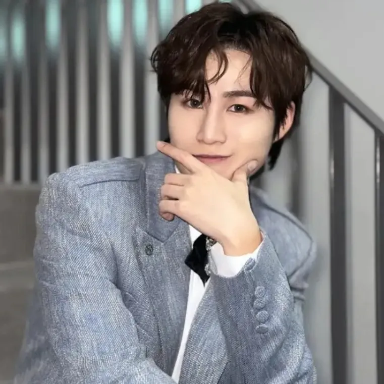 김희재 최근 활동샷