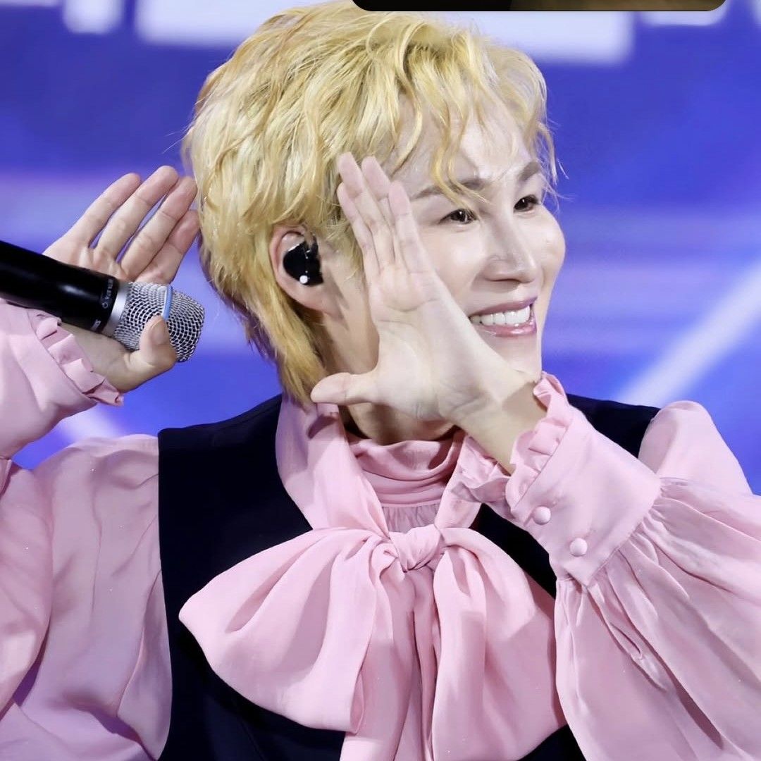 Cuplikan di balik layar dari Kim Heejae