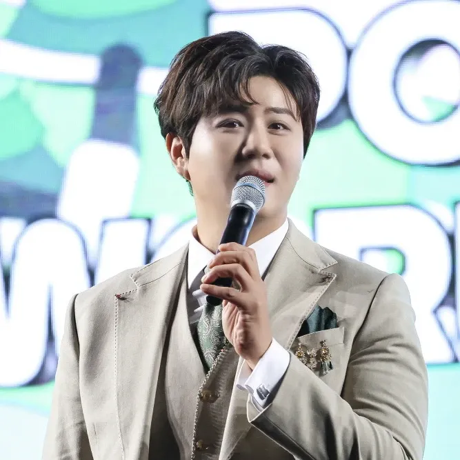 Recent activity shot of Jin Haesung