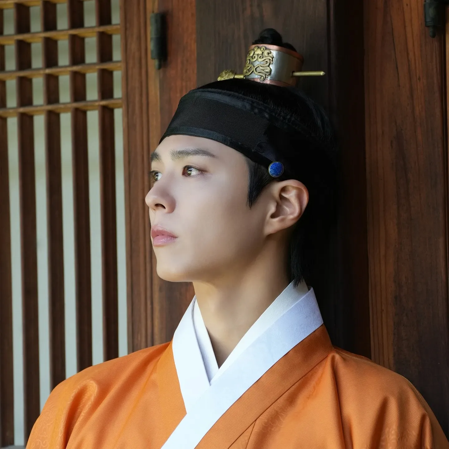 Behind-the-scenes cut of Park Bogum