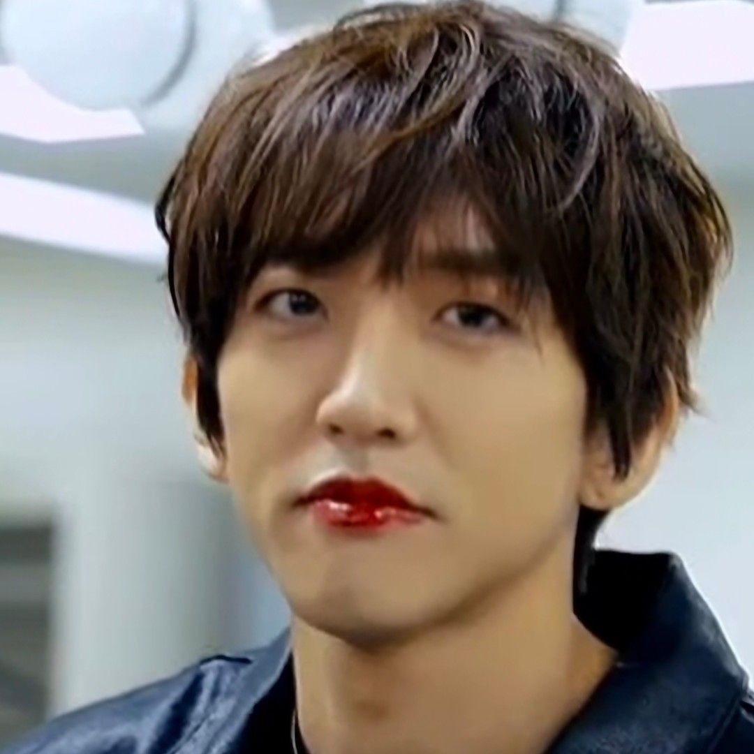 Latest photo of Lee Seungyoon