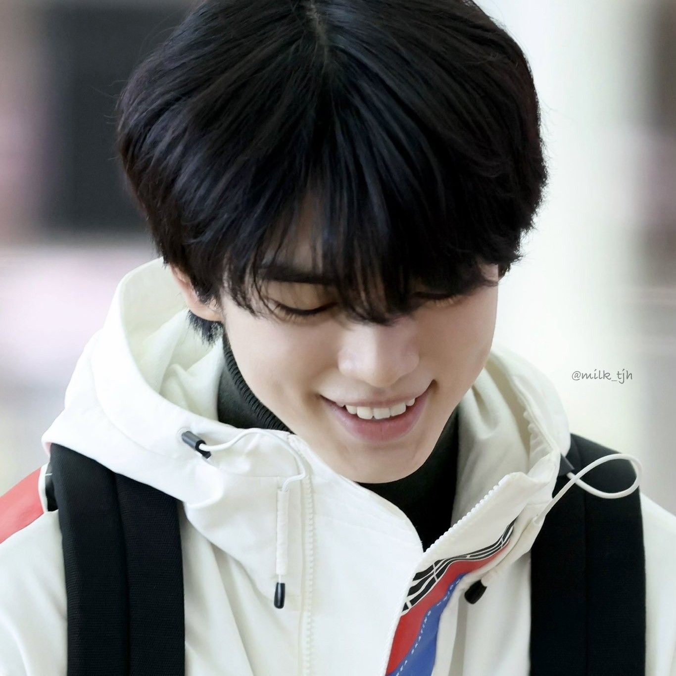 A moment captured by a fan of Cha Junhwan