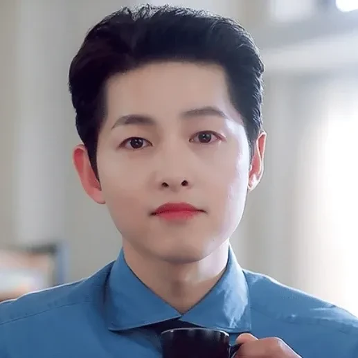 Foto profil populer Song Joongki yang dipilih melalui voting
