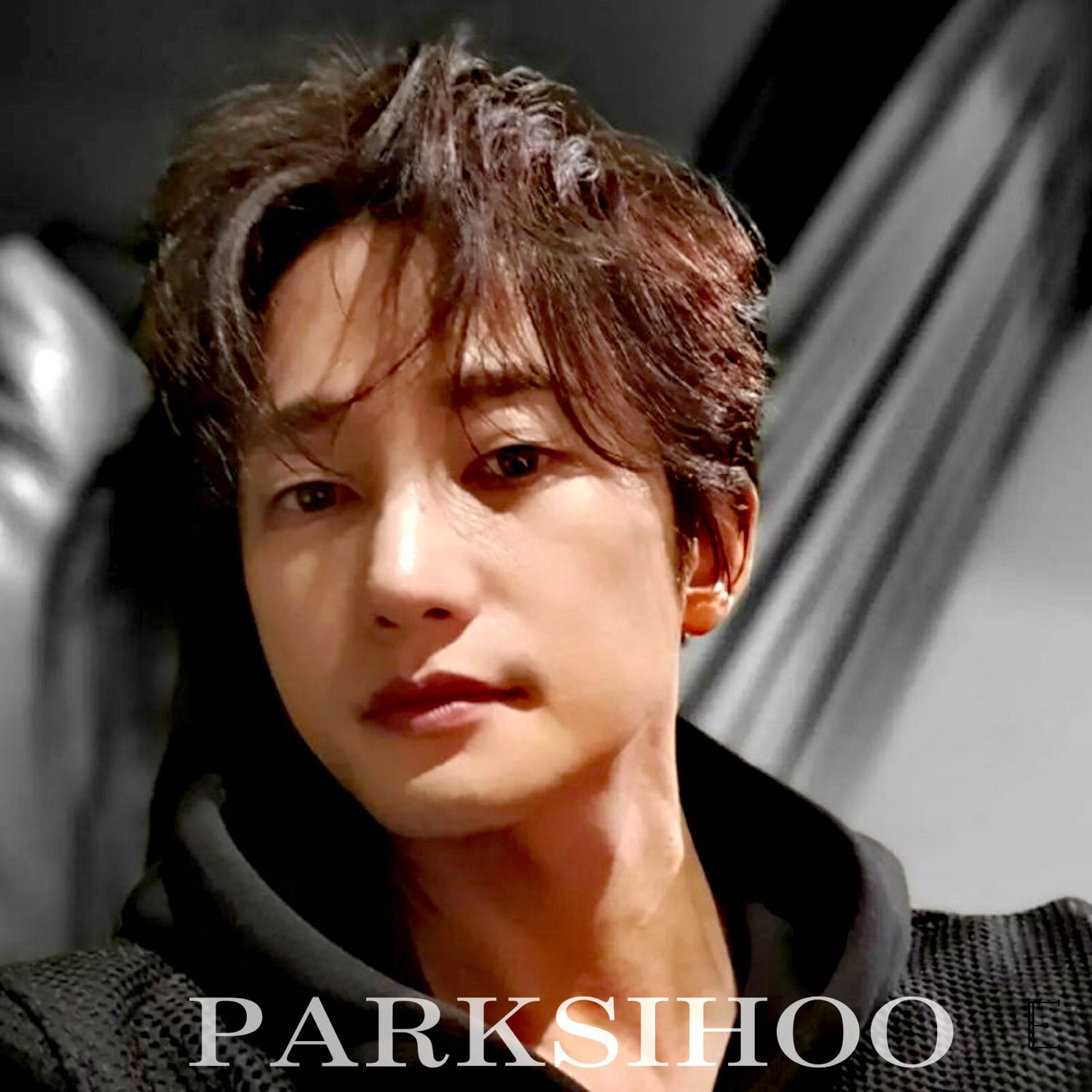 A moment captured by a fan of Park Sihoo