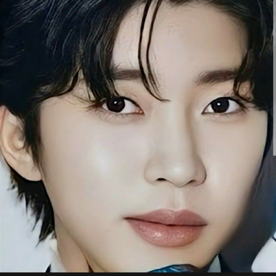 Recent activity shot of Lim Youngwoong