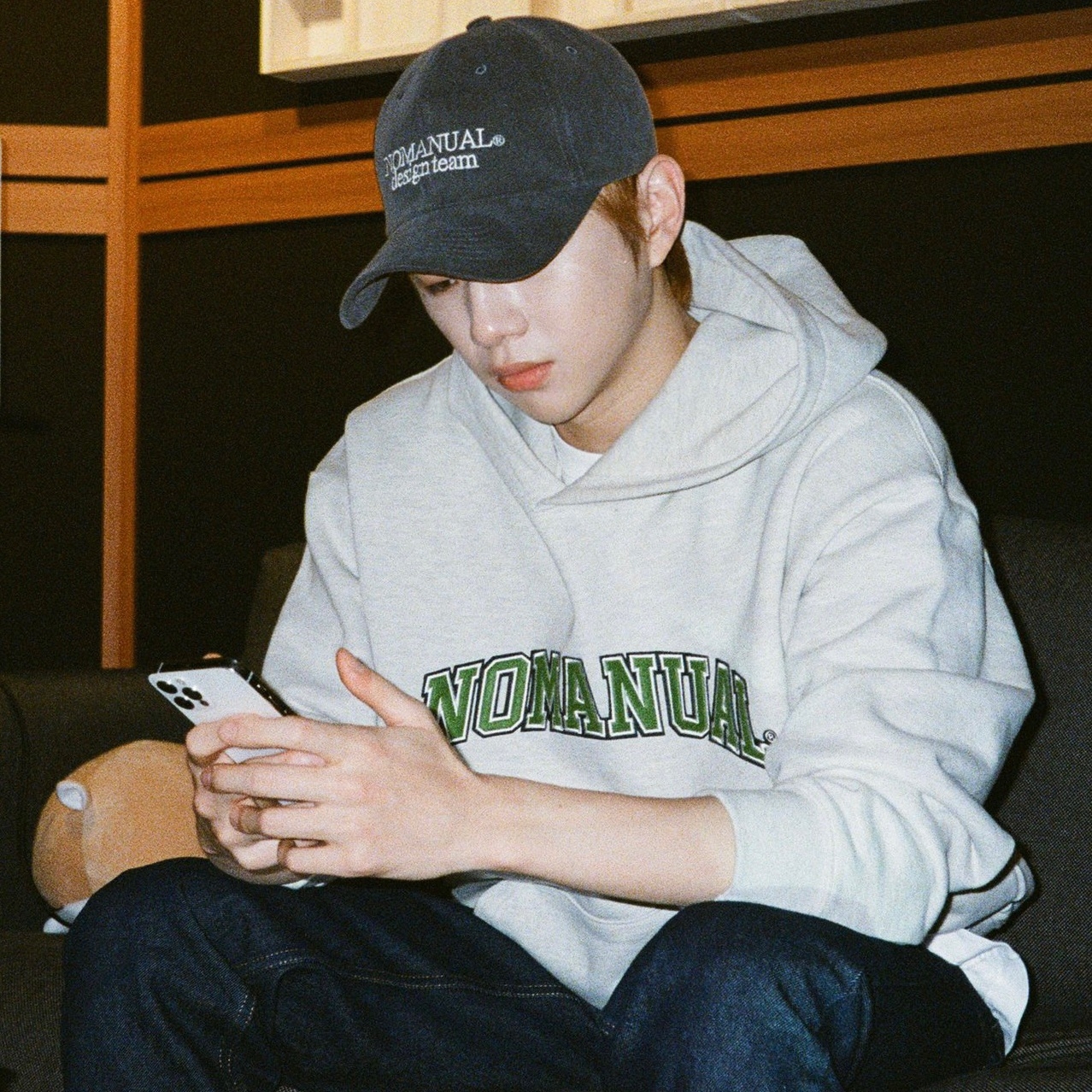 Behind-the-scenes cut of Secret Garden