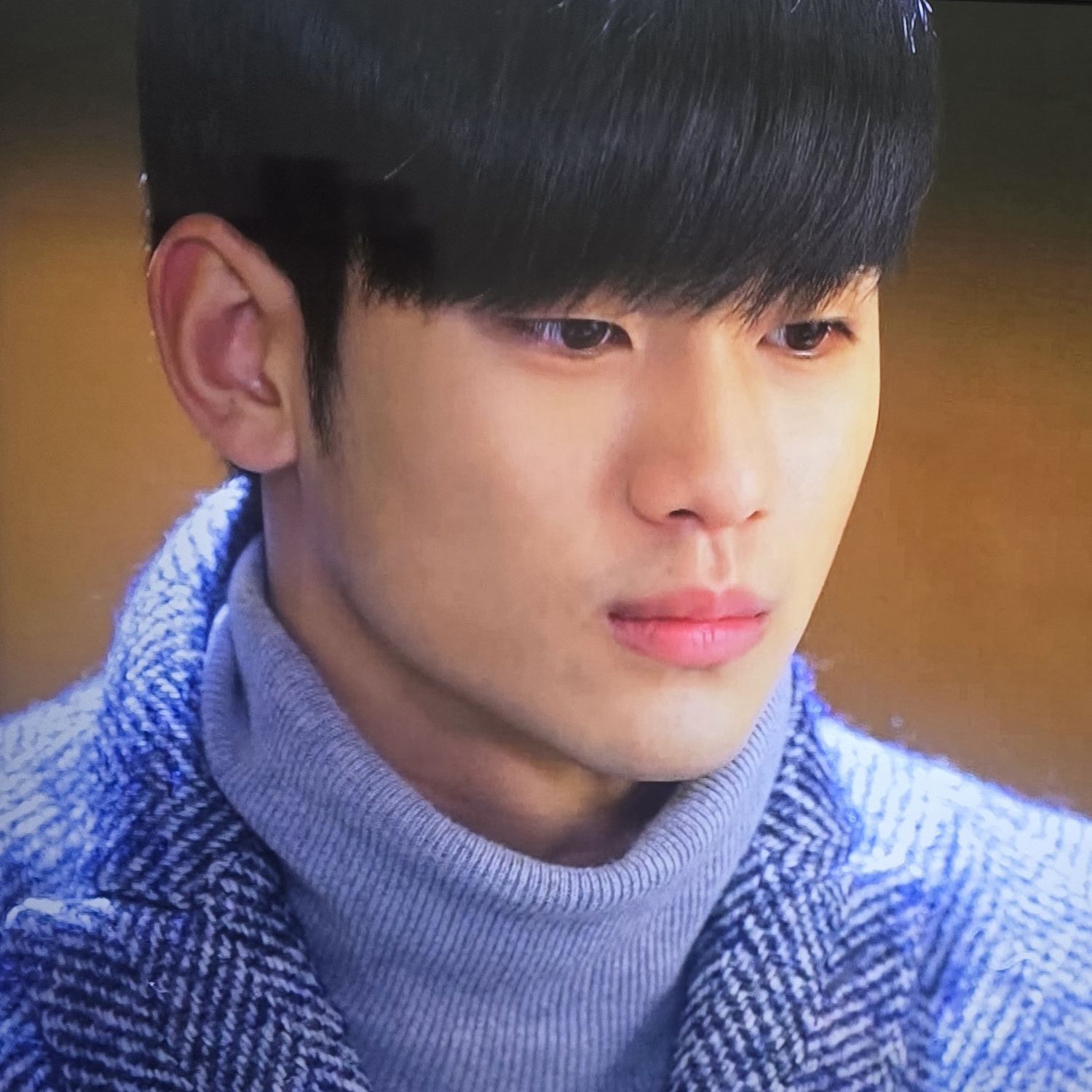 A moment captured by a fan of Kim Soohyun