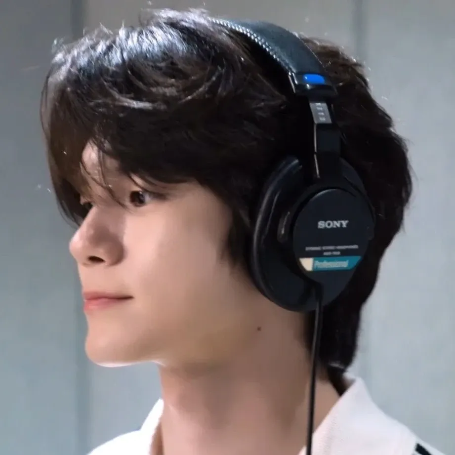 Foto terbaru dari Ong Seongwu