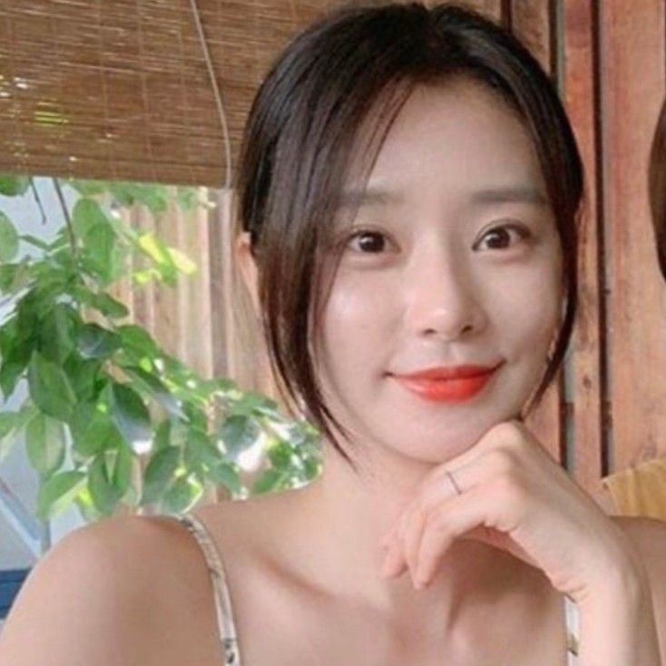 A moment captured by a fan of Lee Joobeen