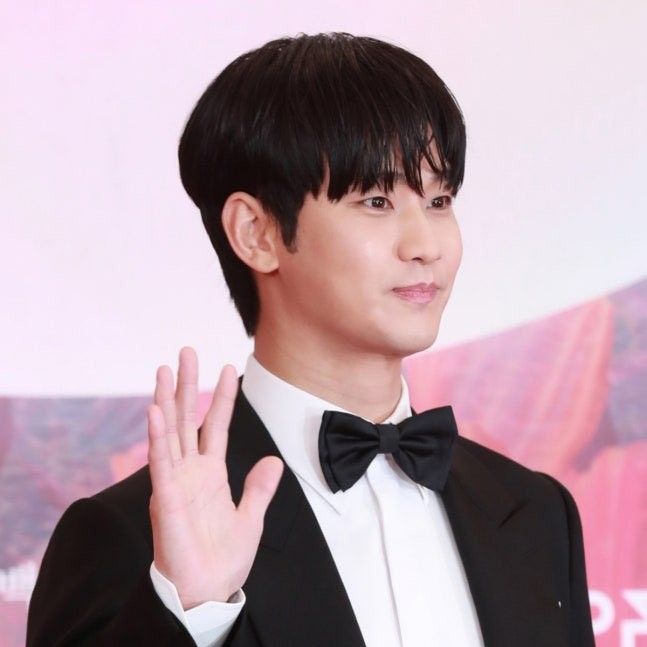 ファンが撮影したキム・スヒョンの瞬間