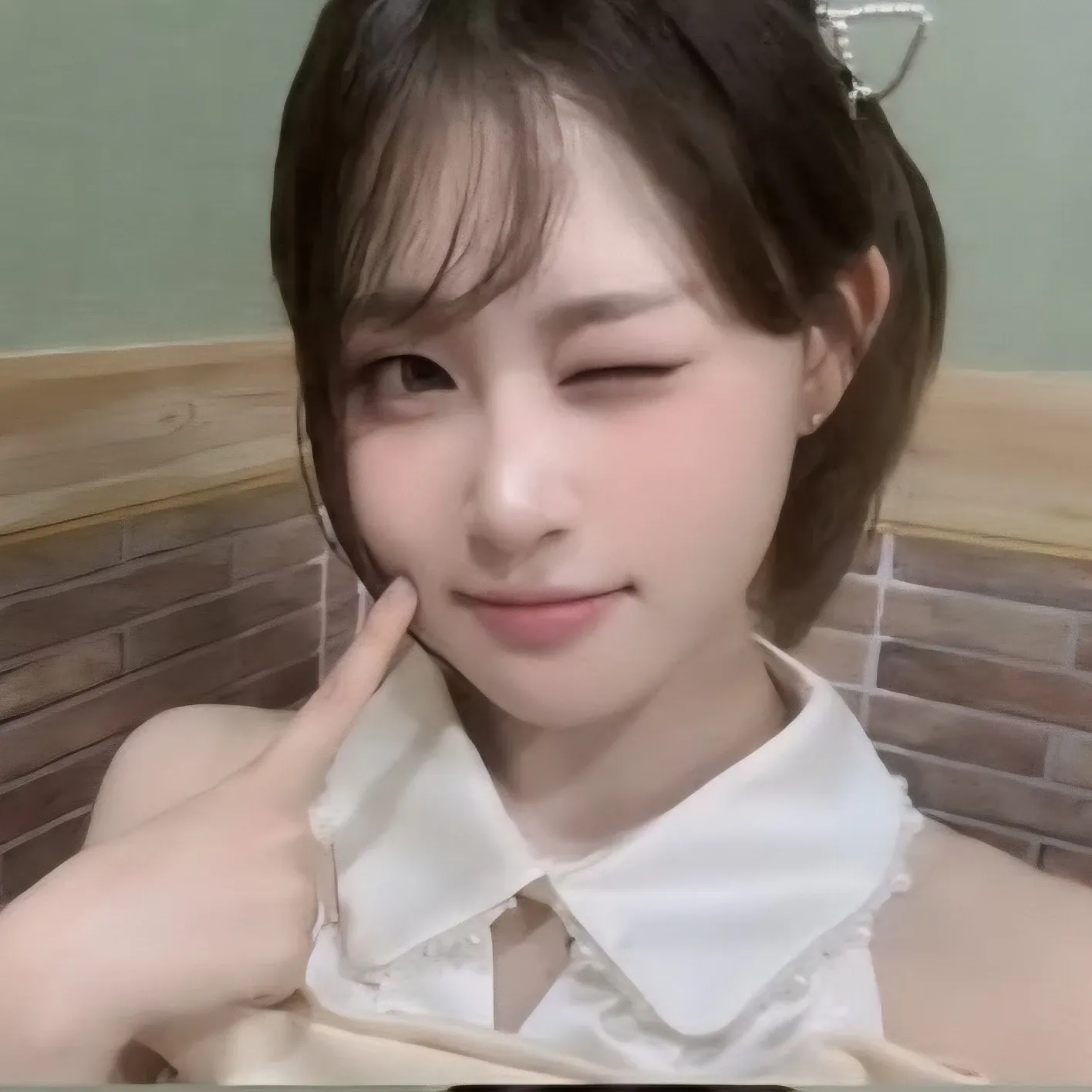 Foto kegiatan terbaru dari Kim Dahyun