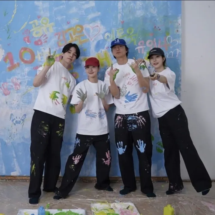 Recent activity shot of Lee Dongwook