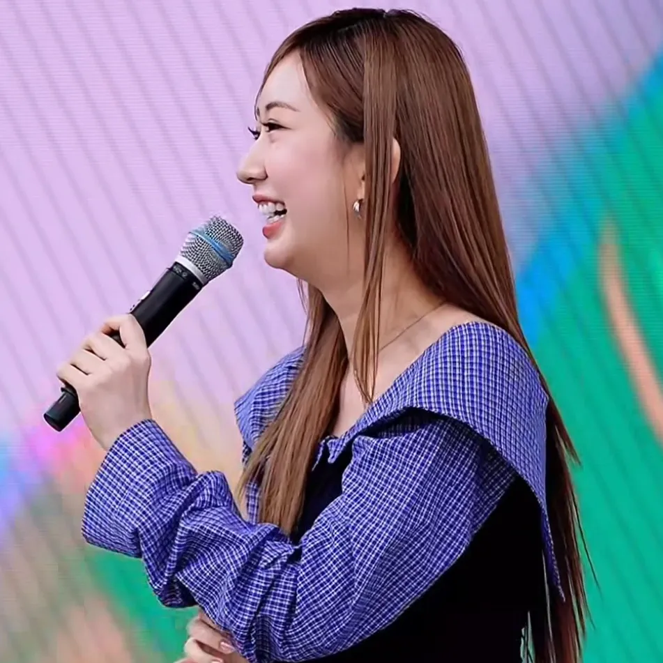 Foto kegiatan terbaru dari Jeon Yujin