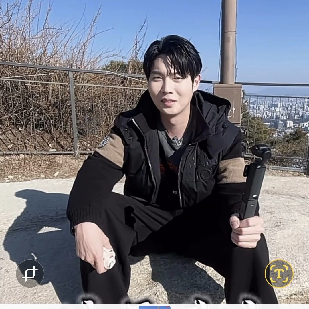 Behind-the-scenes cut of Son Taejin