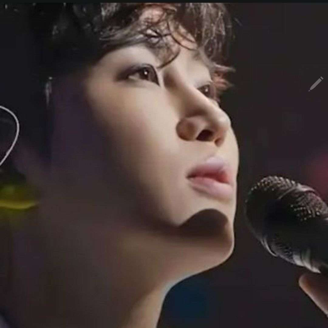 Behind-the-scenes cut of Lim Youngwoong