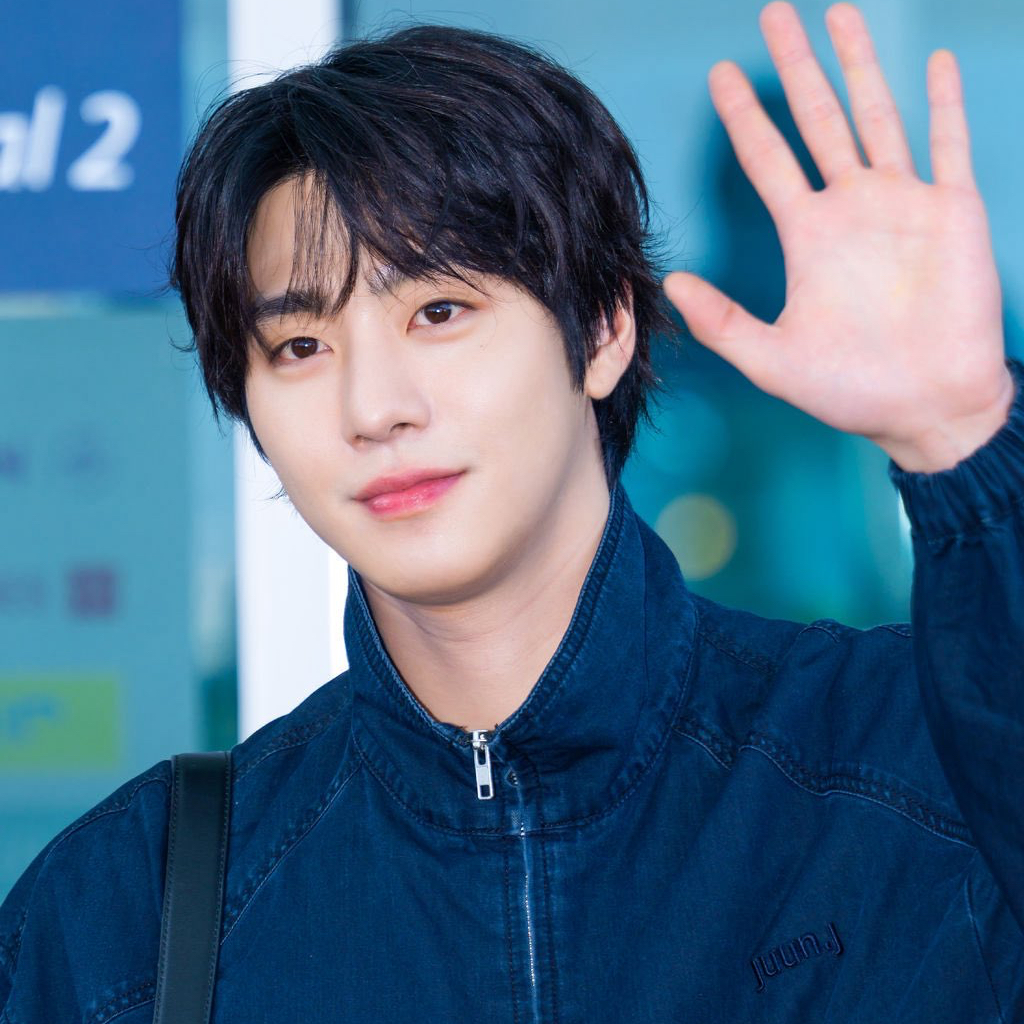 安孝燮的最新照片