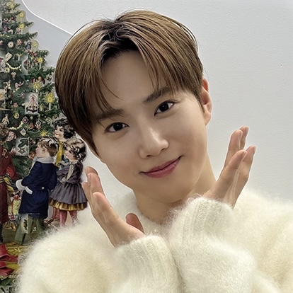 粉絲拍下的Suho瞬間