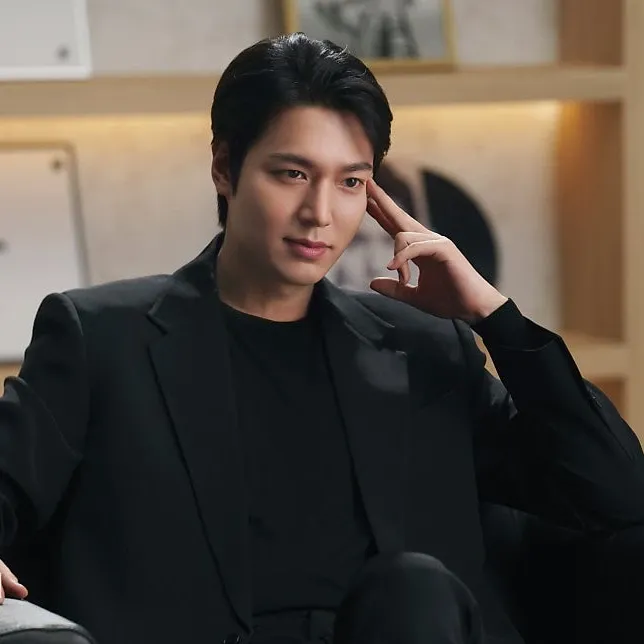 Latest photo of Lee Minho