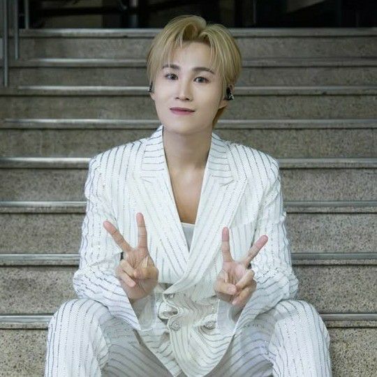 김희재 최근 활동샷