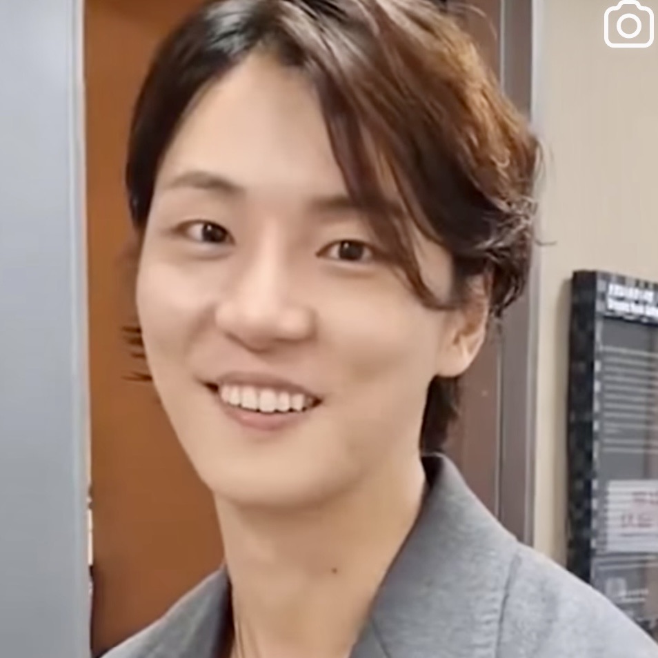 Behind-the-scenes cut of Yoon Shiyoon