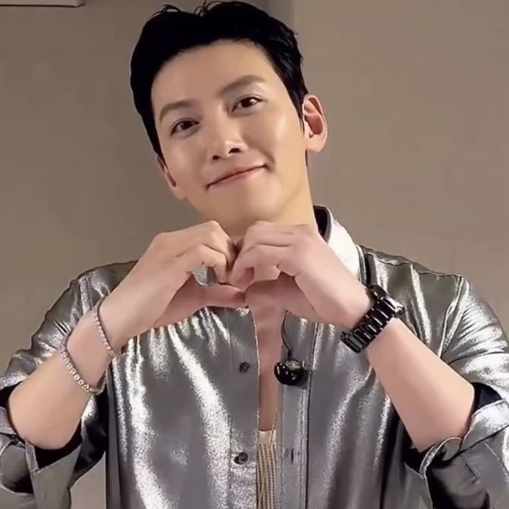 A moment captured by a fan of Ji Changwook