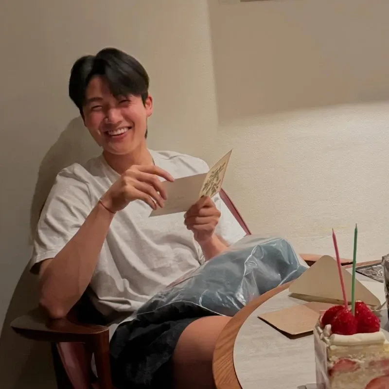 Latest photo of Seol Youngwoo