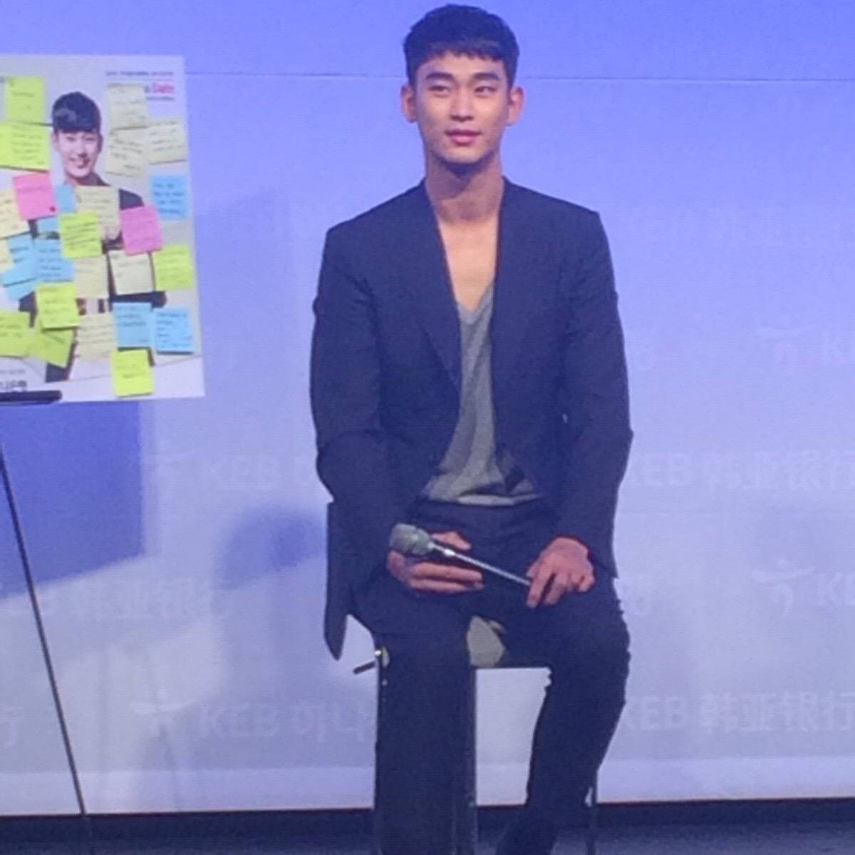 Behind-the-scenes cut of Kim Soohyun